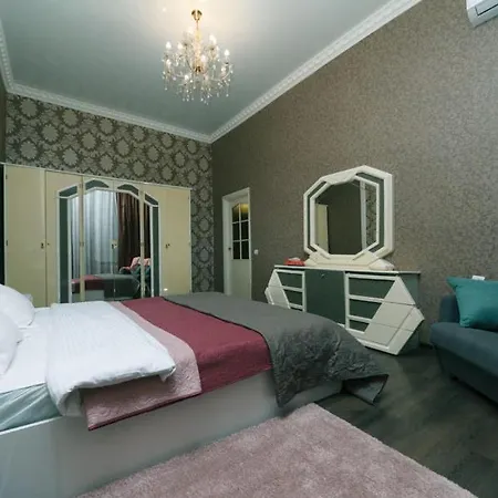 Amazing Heart Of Kiev Apartment Exterior photo