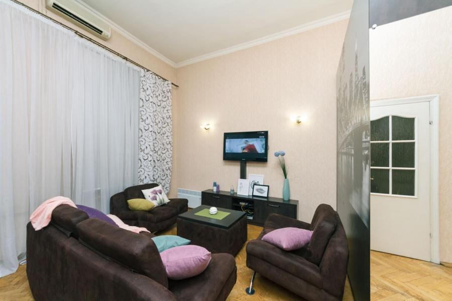 Amazing Heart Of Apartment